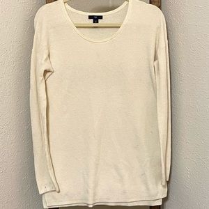 Cream GAP sweater